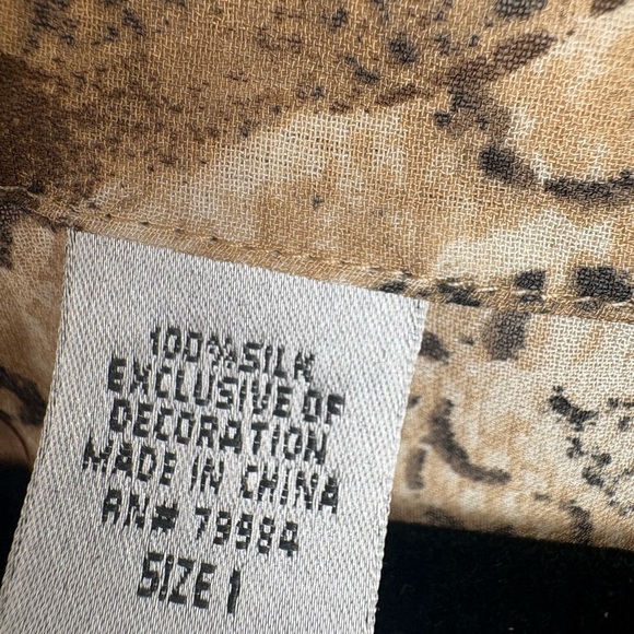 Chicos blouse. Gold with beading. Long sleeve 100% silk size M (size 1) - Picture 9 of 9